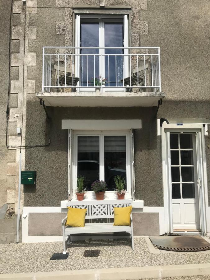 Le Petit Maison Villa Montembœuf Exterior foto